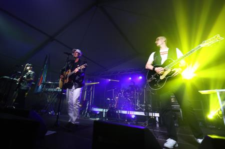 CERKNIŠKA NOČ 01 FLIRT FOTO LJUBO VUKELIČ